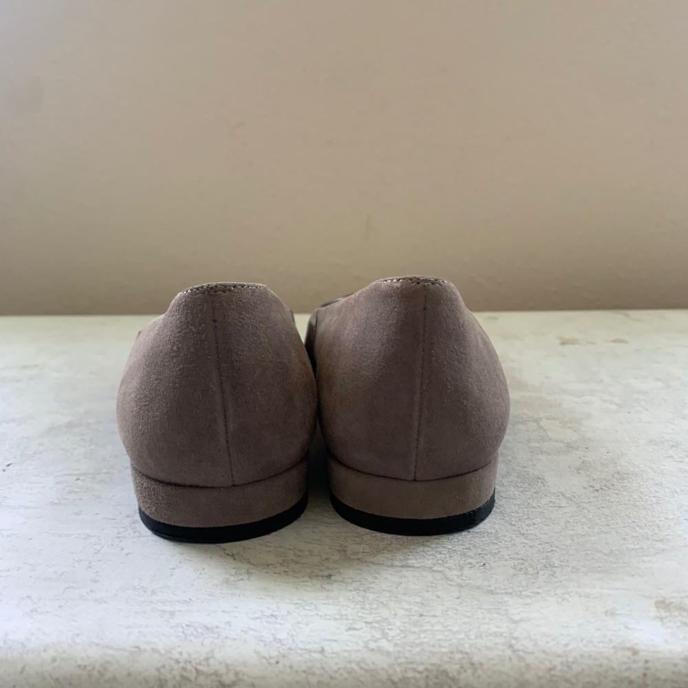 Stuart Weitzman 6.5‎ N Flats Taupe Suede Studded Pointed Toe Metallic UW 10085 - Picture 12 of 12